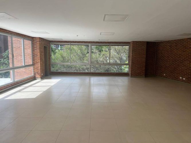 Oficina en arriendo en Castropol, Medellín, 136 m² · foto 18 de 21