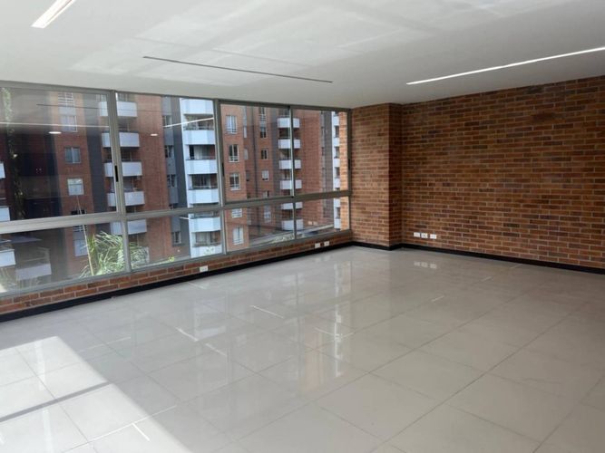 Oficina en arriendo en Loma De San Julian, Medellín, 64 m² · foto 7 de 18