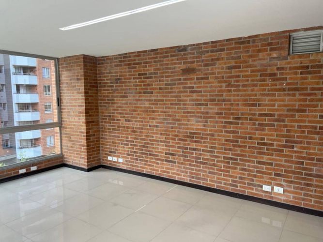 Oficina en arriendo en Loma De San Julian, Medellín, 64 m² · foto 9 de 18