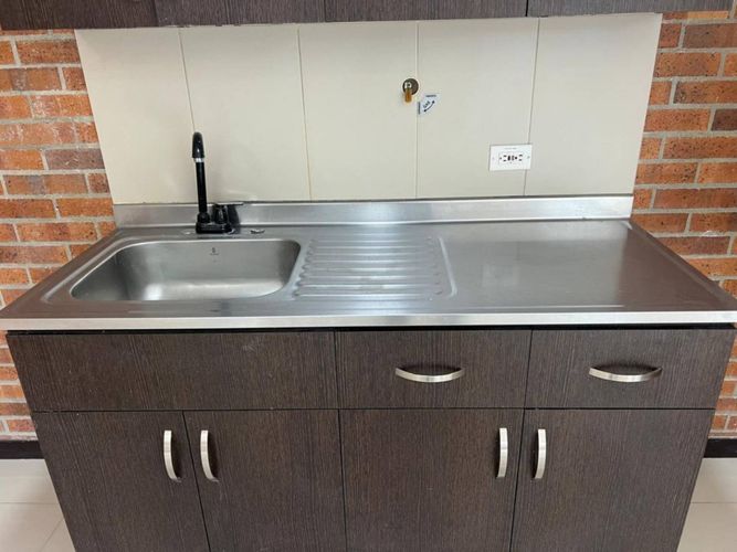 Oficina en arriendo en Loma De San Julian, Medellín, 64 m² · foto 17 de 18