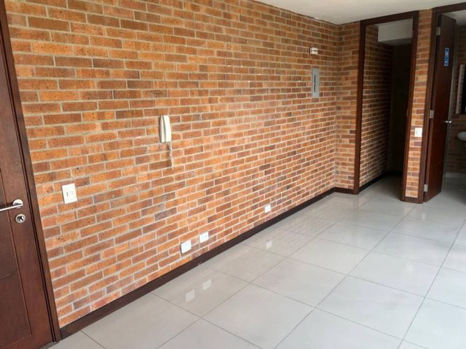 Oficina en arriendo en Loma De San Julian, Medellín, 25 m² · foto 2 de 7