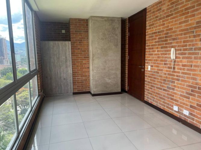 Oficina en arriendo en Loma De San Julian, Medellín, 25 m² · foto 3 de 7