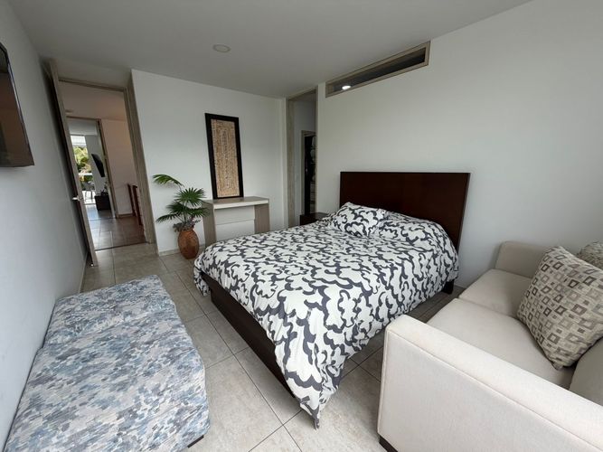 Casa de 3 alcobas en venta en Pance, Cali, 214 m² · foto 3 de 21