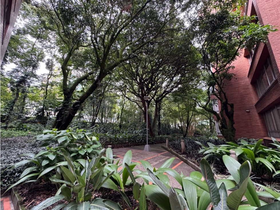 Apartamento en venta en Milla De Oro, Medellín · foto 24 de 24