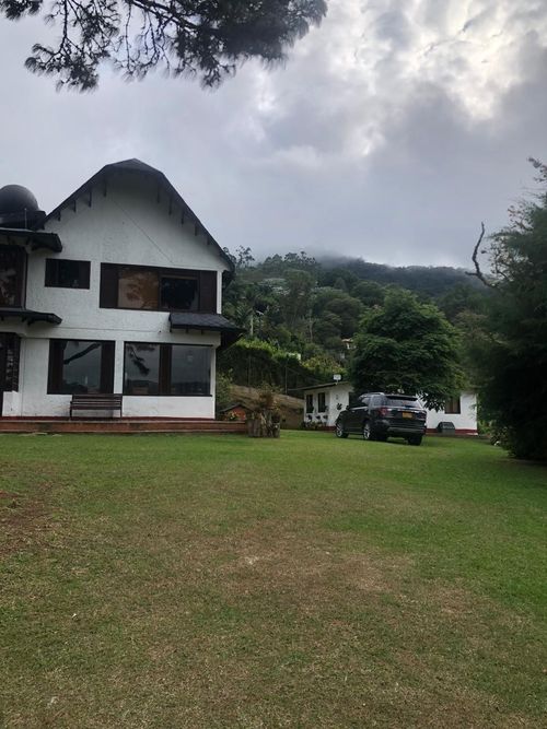 Casa de 4 alcobas en venta en El Saladito, Cali, 410 m² · foto 2 de 15