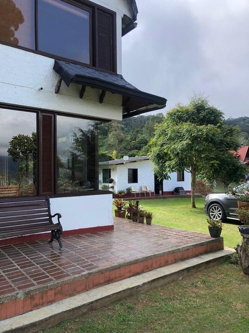 Casa de 4 alcobas en venta en El Saladito, Cali, 410 m² · foto 8 de 15