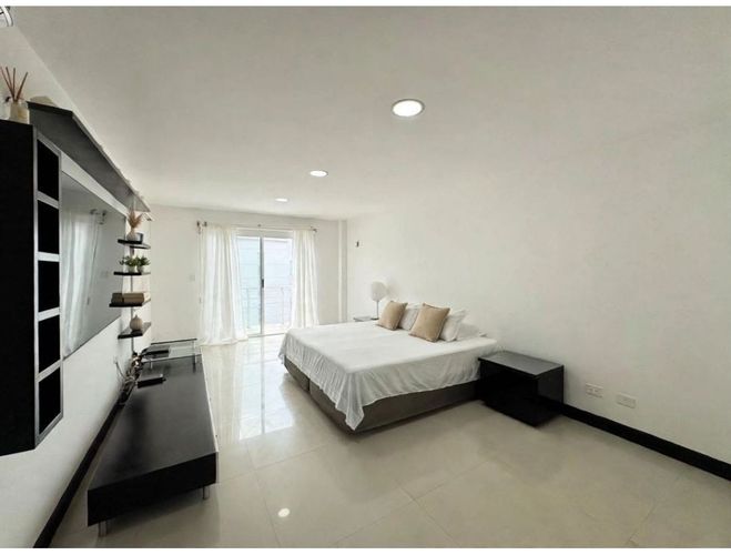 Casa de 4 alcobas en venta en Pance, Cali, 587 m² · foto 3 de 15