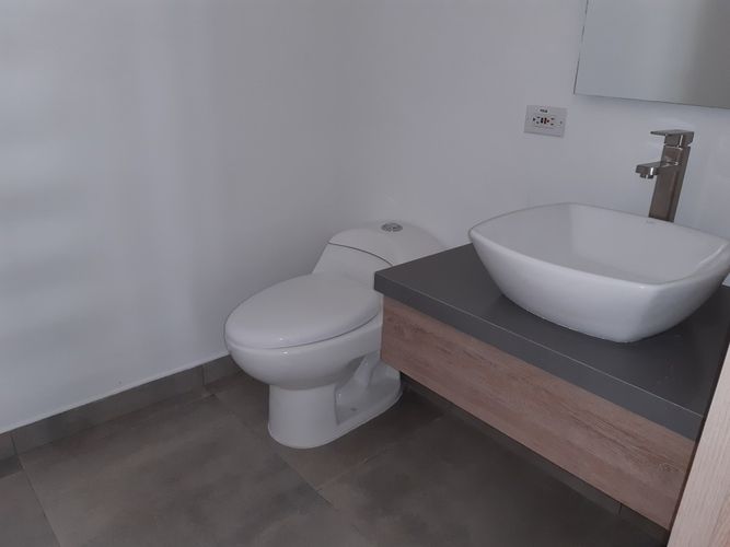 Casa de 4 alcobas en venta en La Morada, Jamundí, 444 m² · foto 8 de 11