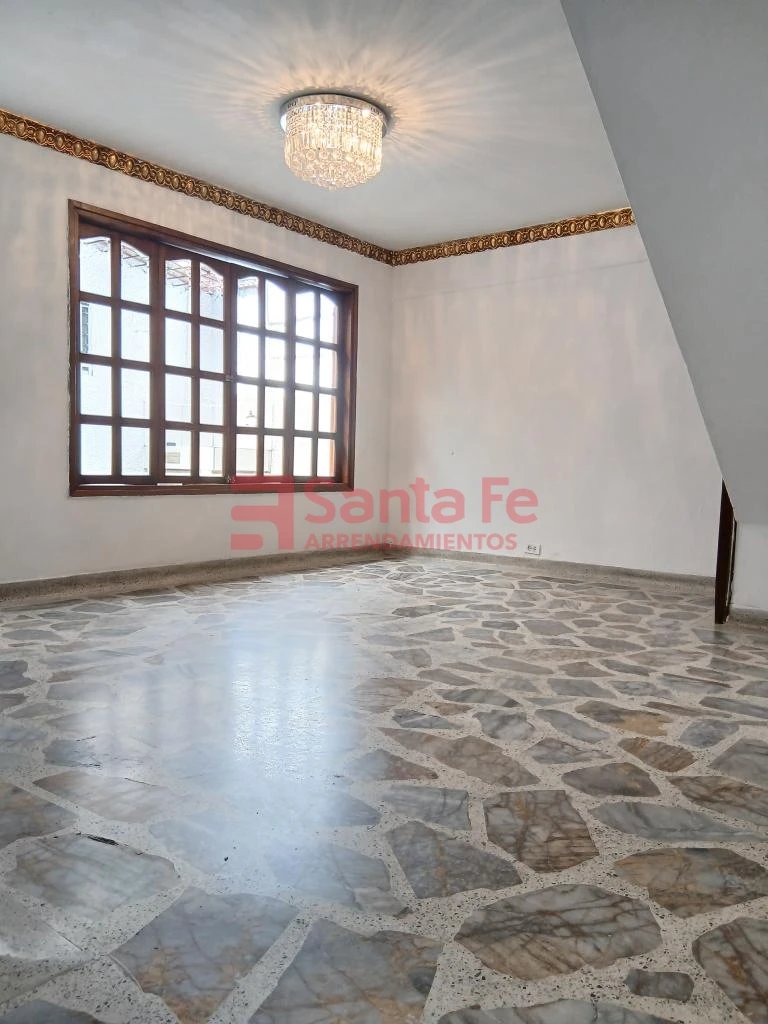 4BR House in La mansion (186 m²) - 2