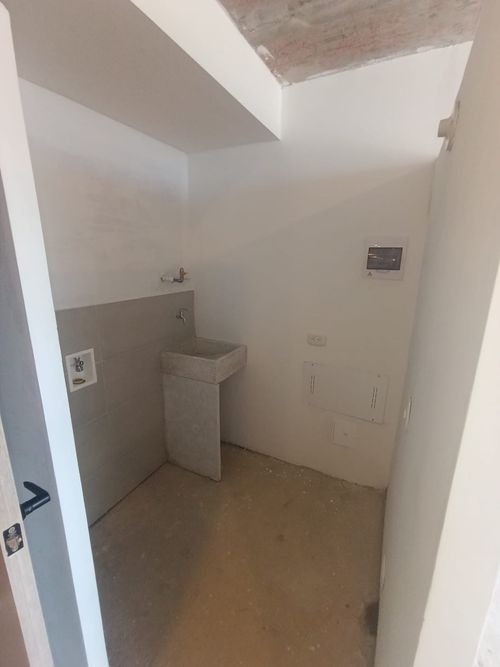 Apartamento de 3 alcobas en venta en Picaleña Y Mirolindo, Ibagué, 70 m² · foto 3 de 24