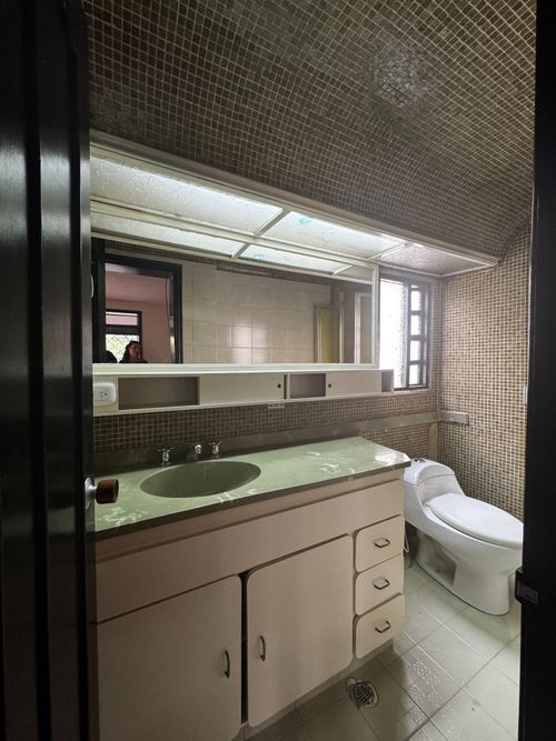 Casa de 3 alcobas en venta en Ilarco, Bogotá, 278 m² · foto 10 de 24