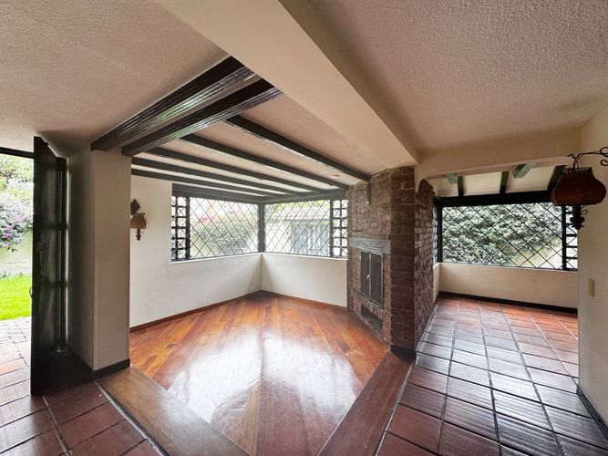Casa de 3 alcobas en venta en Ilarco, Bogotá, 278 m² · foto 12 de 24