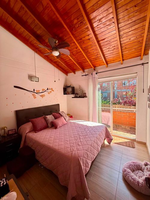 Casa de 3 alcobas en venta en La Mota, Medellín, 114 m² · foto 8 de 13