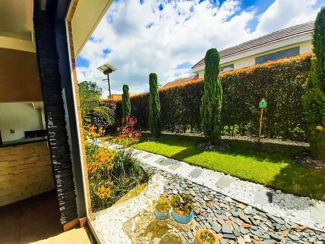 Casa en venta en Chuntame, Cajicá · foto 2 de 24