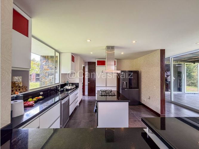 Casa de 4 alcobas en venta en Guayabito, El Retiro, 325 m² · foto 7 de 24