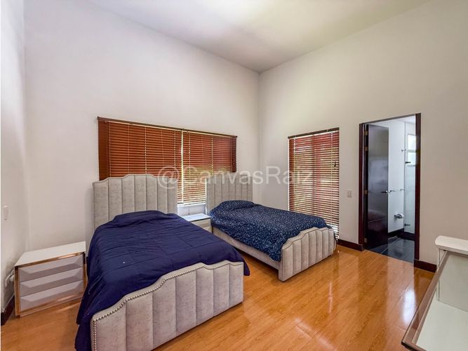 Casa de 4 alcobas en venta en Guayabito, El Retiro, 325 m² · foto 14 de 24