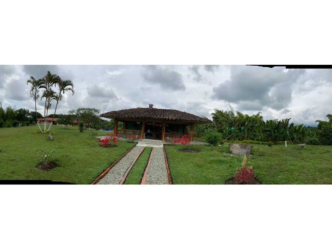 Casa de 4 alcobas en venta en Vía El Caimo, Armenia, 350 m² · foto 14 de 18