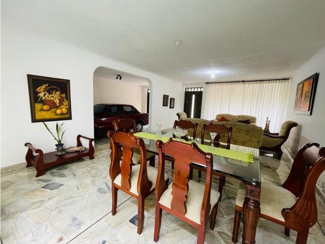 Casa de 4 alcobas en venta en San Fernando Viejo, Cali, 350 m² · foto 2 de 15