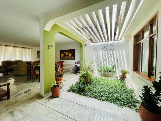 Casa de 4 alcobas en venta en San Fernando Viejo, Cali, 350 m² · foto 8 de 15