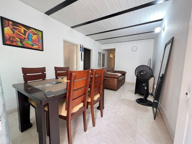Casa de 5 alcobas en venta en Villa Colombia, Cali, 126 m² · foto 11 de 16