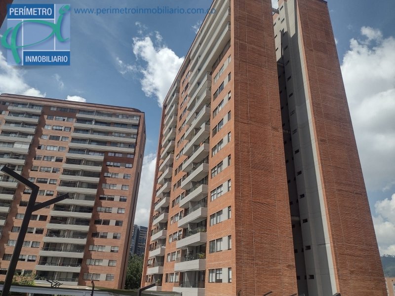 Apartamento en Arriendo en Loma del Escobero, Envigado