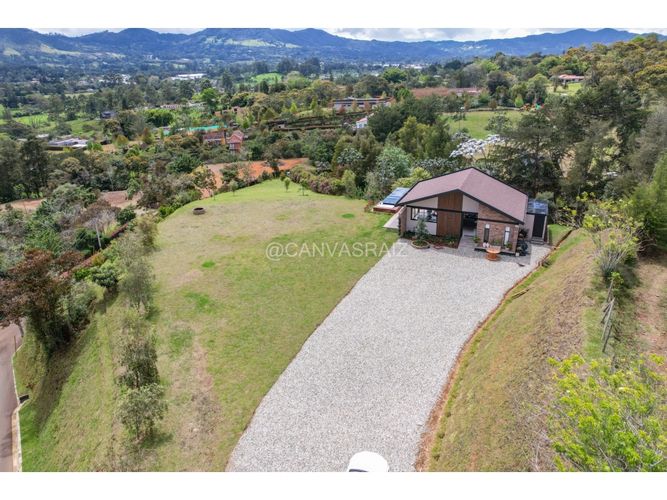 Casa de 2 alcobas en venta en Guamito, Rionegro, 125 m² · foto 4 de 19