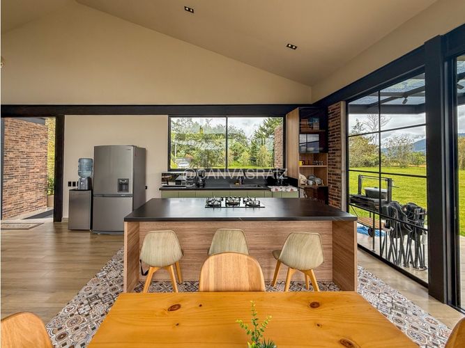 Casa de 2 alcobas en venta en Guamito, Rionegro, 125 m² · foto 9 de 19