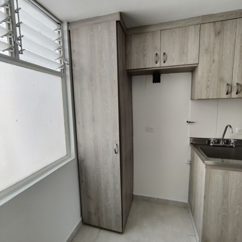 Apartaestudio en arriendo en Belén Las Mercedes, Medellín, 41 m² · foto 8 de 24