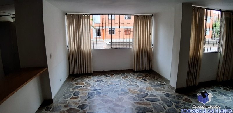 Apartamento en venta en Zona Centro, Envigado · foto 6 de 11