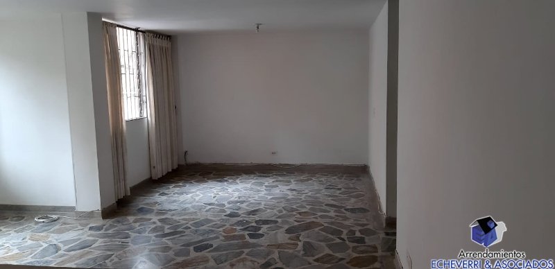 Apartamento en venta en Zona Centro, Envigado · foto 10 de 11