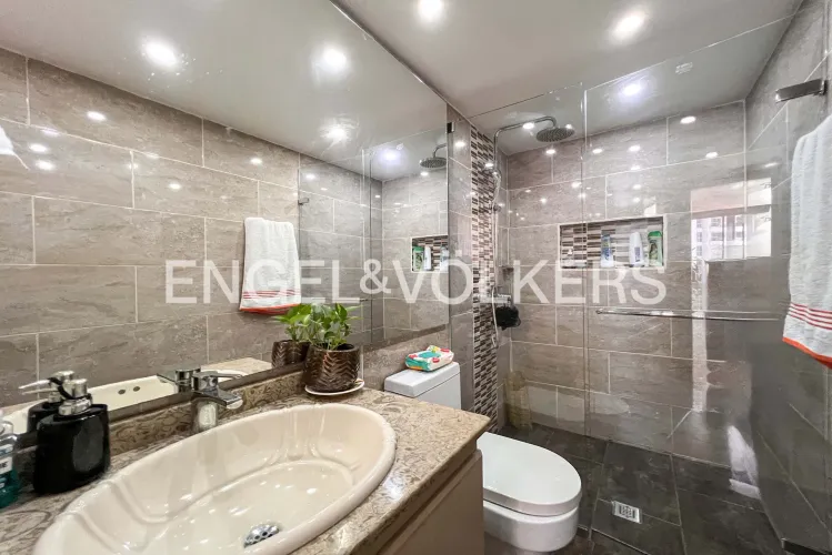 Apartamento en venta en Las Lomas No.1, Medellín · foto 12 de 18