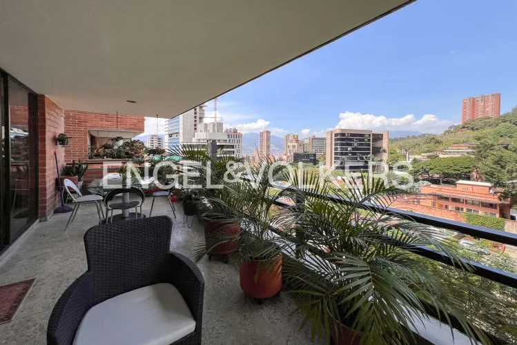Apartamento en venta en Las Lomas No.1, Medellín · foto 6 de 18