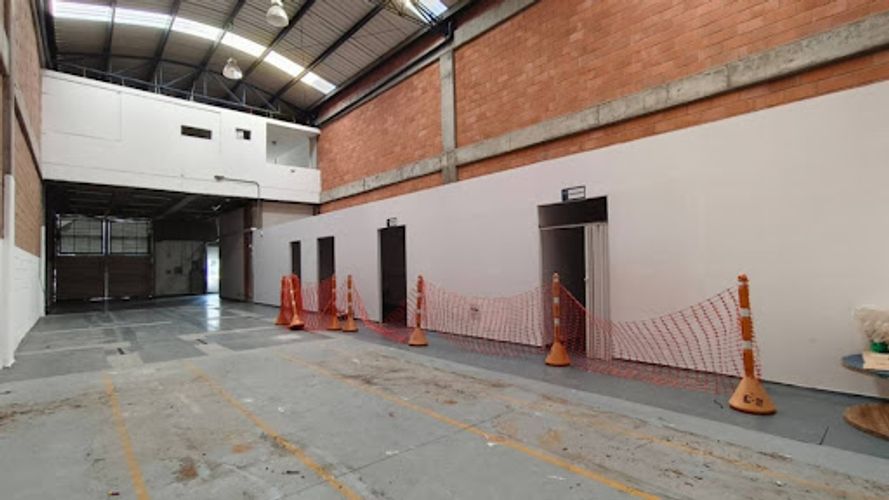 Bodega en arriendo en Aeropuerto, Rionegro, 405 m² · foto 4 de 12