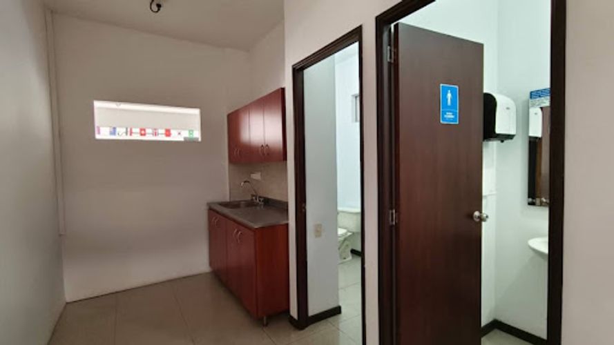 Bodega en arriendo en Aeropuerto, Rionegro, 405 m² · foto 7 de 12