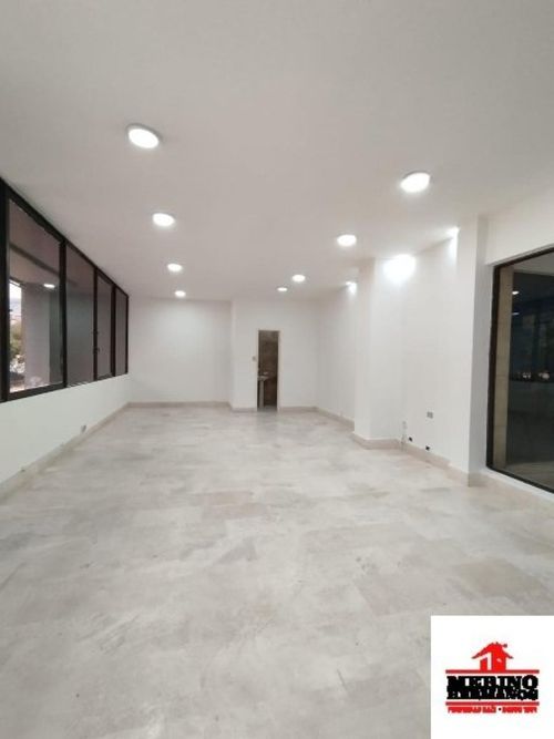 Local en arriendo en Los Colores, Medellín, 42 m² · foto 19 de 21