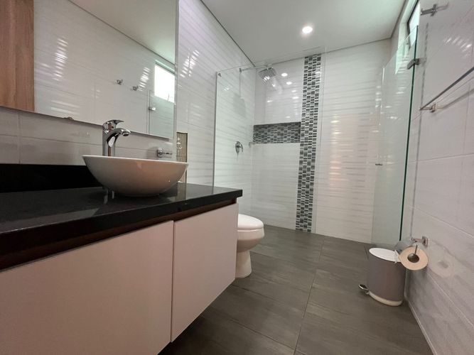 Apartamento de 3 alcobas en arriendo en El Poblado, Medellín, 130 m² · foto 13 de 13