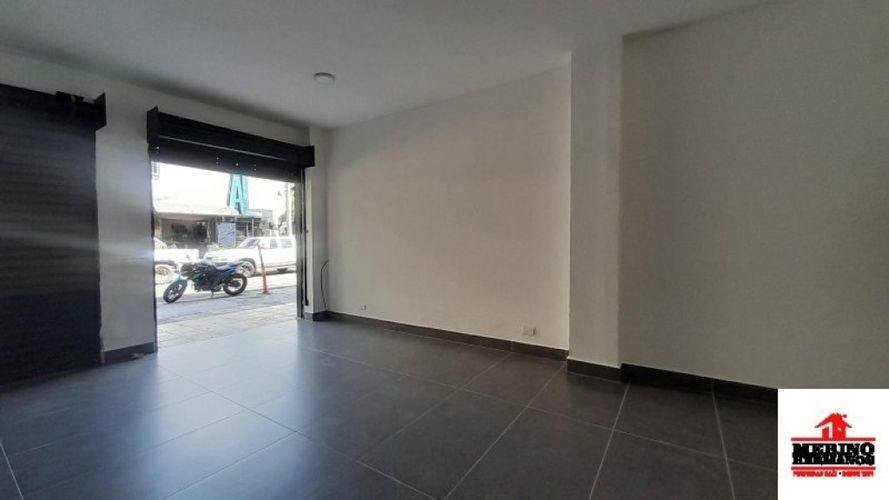 Local en arriendo en La America, Medellín, 38 m² · foto 4 de 16