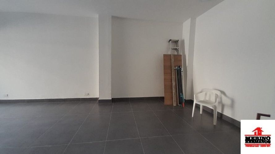 Local en arriendo en La America, Medellín, 38 m² · foto 6 de 16