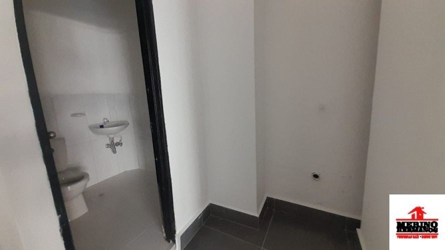 Local en arriendo en La America, Medellín, 38 m² · foto 9 de 16