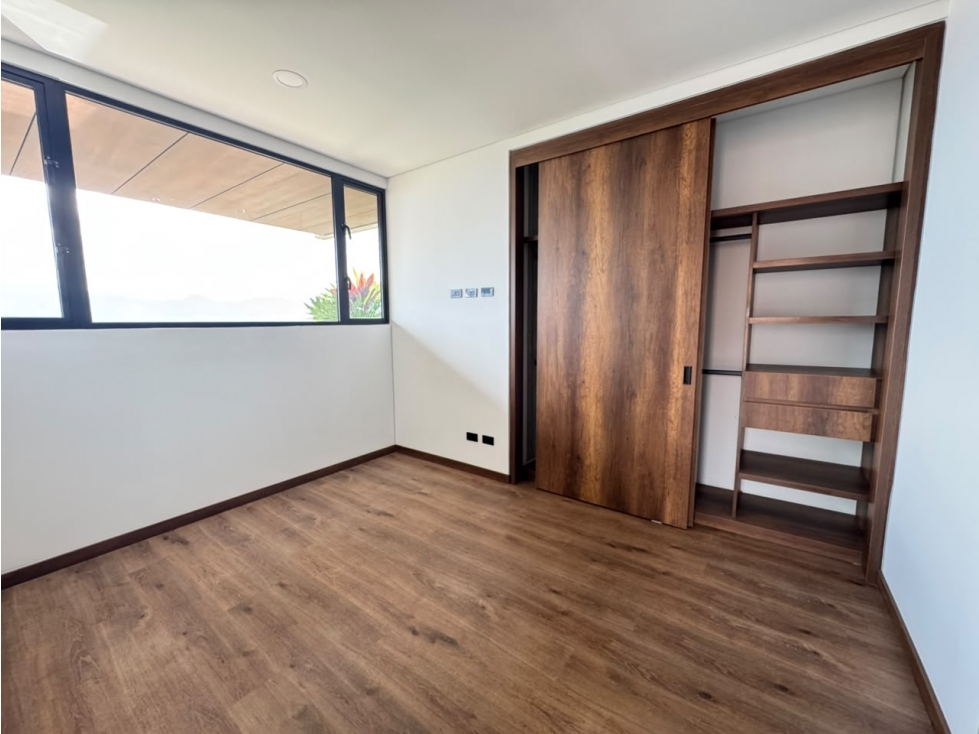 Apartamento en arriendo en El Poblado, Medellín · foto 7 de 15