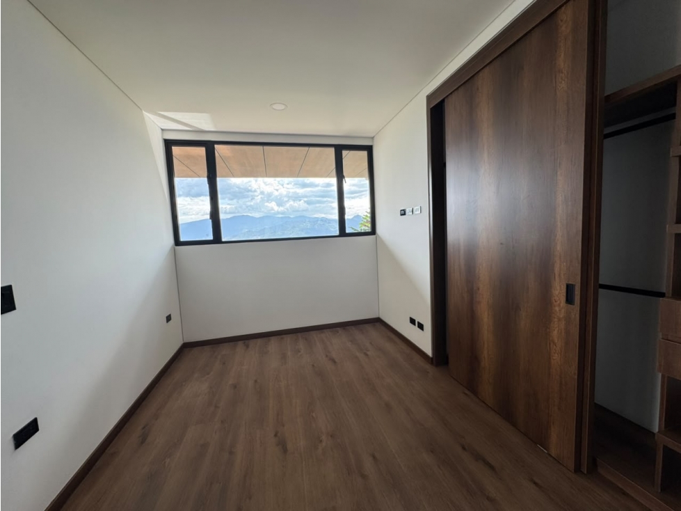 Apartamento en arriendo en El Poblado, Medellín · foto 9 de 15