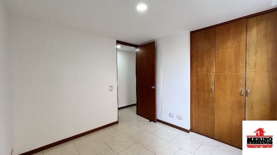 Apartamento de 3 alcobas en arriendo en Lorena, Medellín, 110 m² · foto 14 de 24