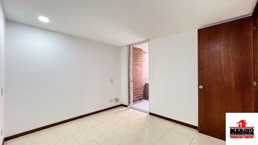 Apartamento de 3 alcobas en arriendo en Lorena, Medellín, 110 m² · foto 15 de 24
