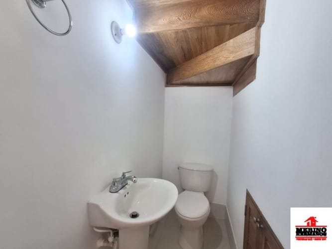 Casa de 3 alcobas en venta en Lomitas, La Ceja, 95 m² · foto 5 de 18