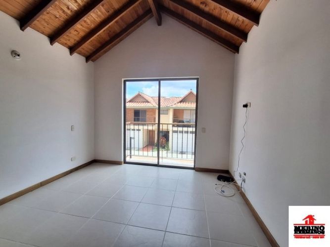 Casa de 3 alcobas en venta en Lomitas, La Ceja, 95 m² · foto 10 de 18