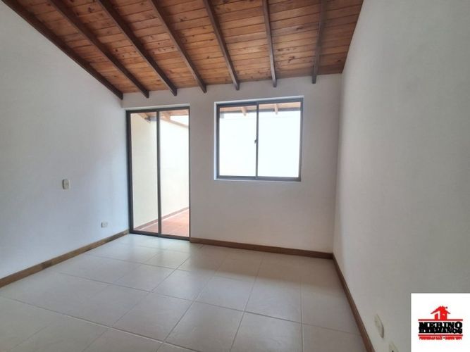 Casa de 3 alcobas en venta en Lomitas, La Ceja, 95 m² · foto 14 de 18