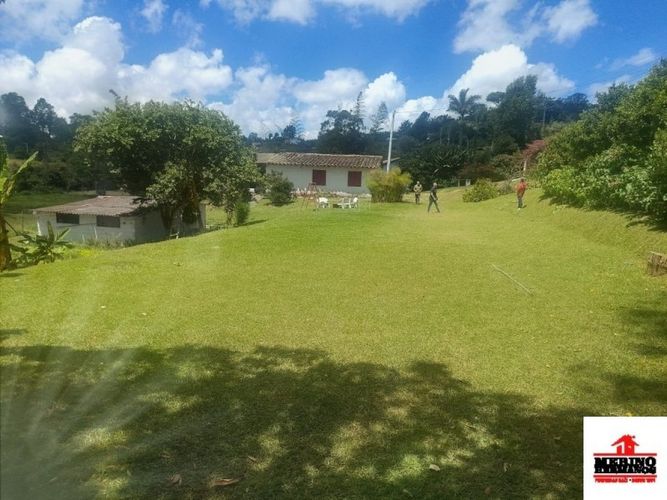 Casa de 3 alcobas en venta en Central, Marinilla, 150 m² · foto 10 de 24