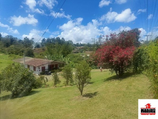 Casa de 3 alcobas en venta en Central, Marinilla, 150 m² · foto 13 de 24