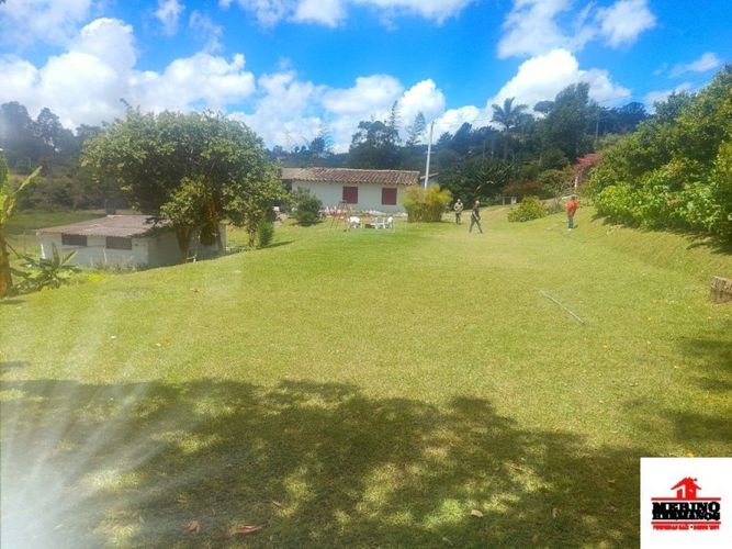 Casa de 3 alcobas en venta en Central, Marinilla, 150 m² · foto 17 de 24