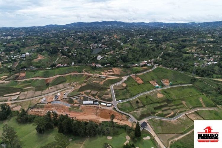 Lote en venta en Centro, Rionegro, 975 m² · foto 9 de 19